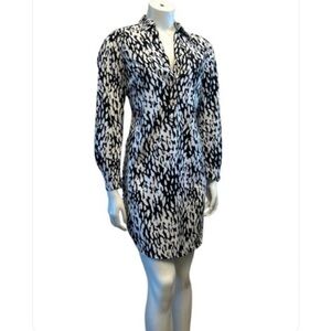 The Limited Black & White Patterned Dress in excellent condition.